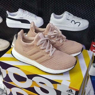 Giày Ultra Boost Hồng Đất