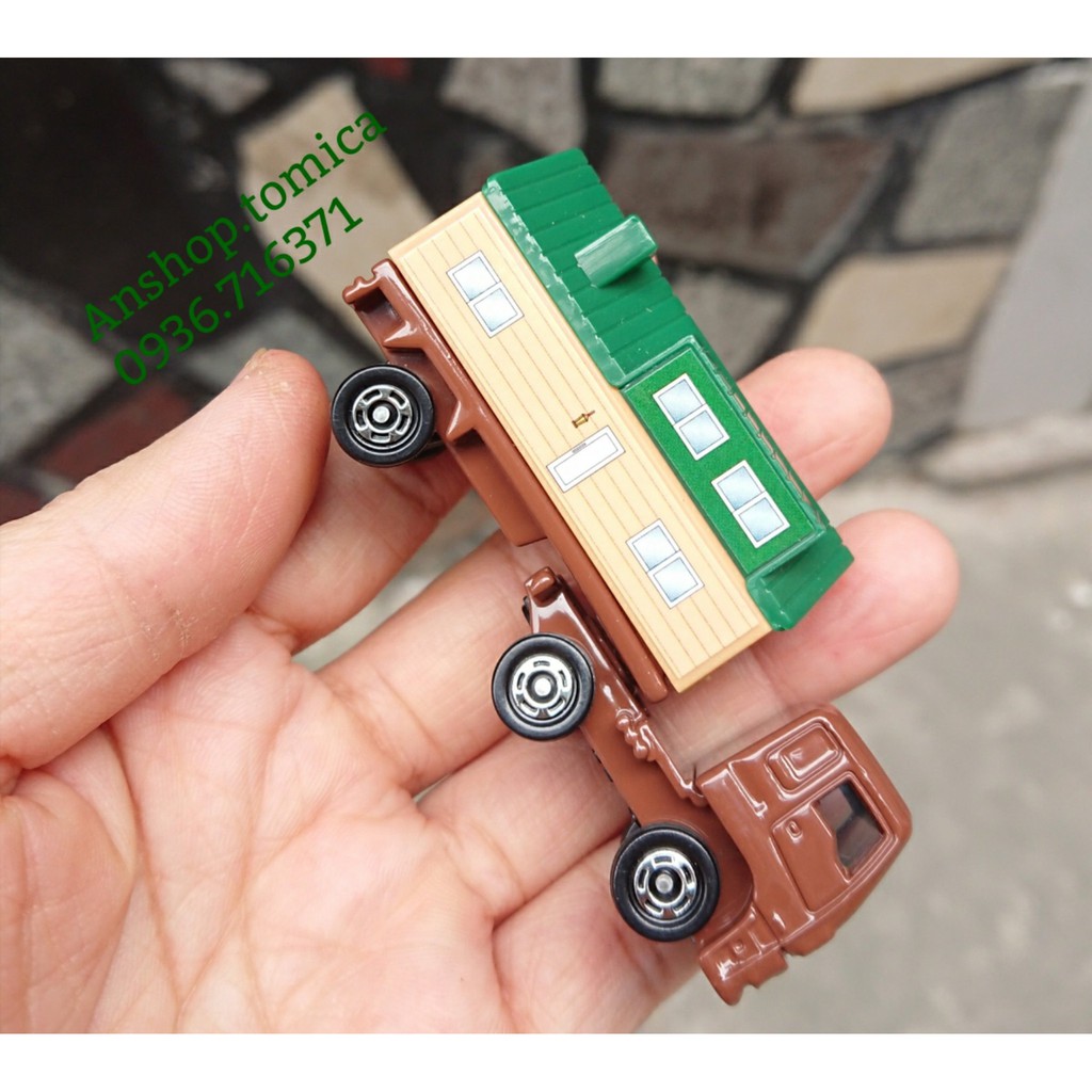 Mô hình xe nhà gỗ di động tomica Nhật Bản