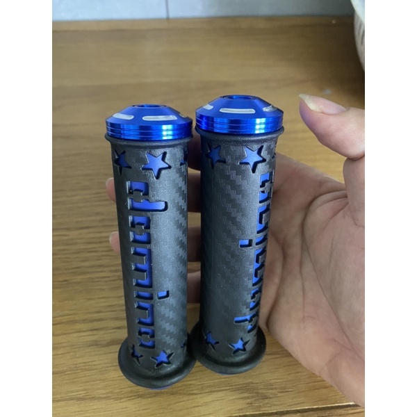 Bao tay ga xe máy DOMINO V6 có gù nhôm