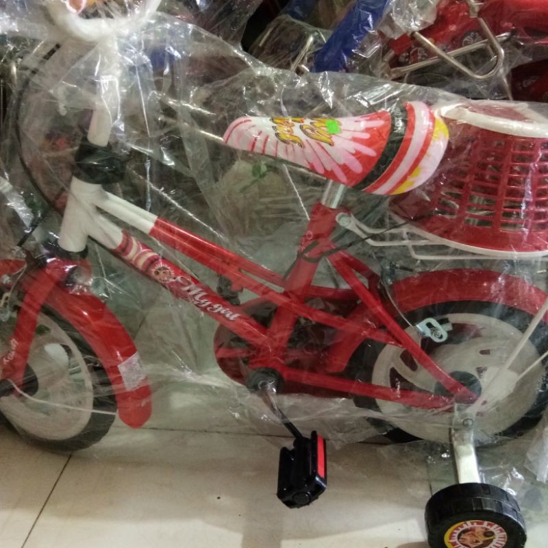 Xe đạp dành cho bé