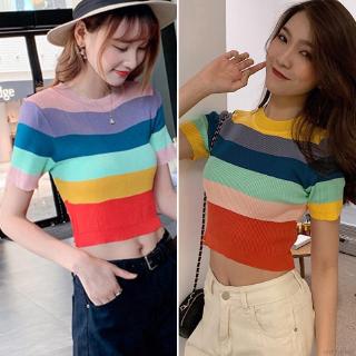 Áo thun Croptop cổ tròn tay ngắn họa tiết sọc cầu vồng