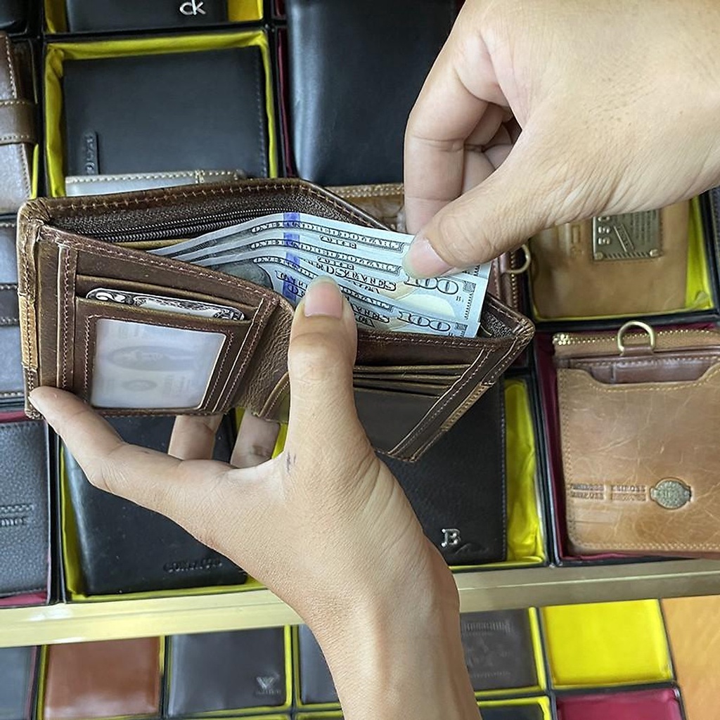 Ví nam cầm tay dạng đứng không logo thiết kế 3 sọc sang trọng độc lạ - VI0219