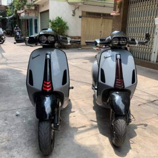 DÁN CHÓA ĐÈN VESPA SPRINT