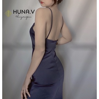 Váy Lụa Cổ Đổ Xẻ Tà Hở Lưng