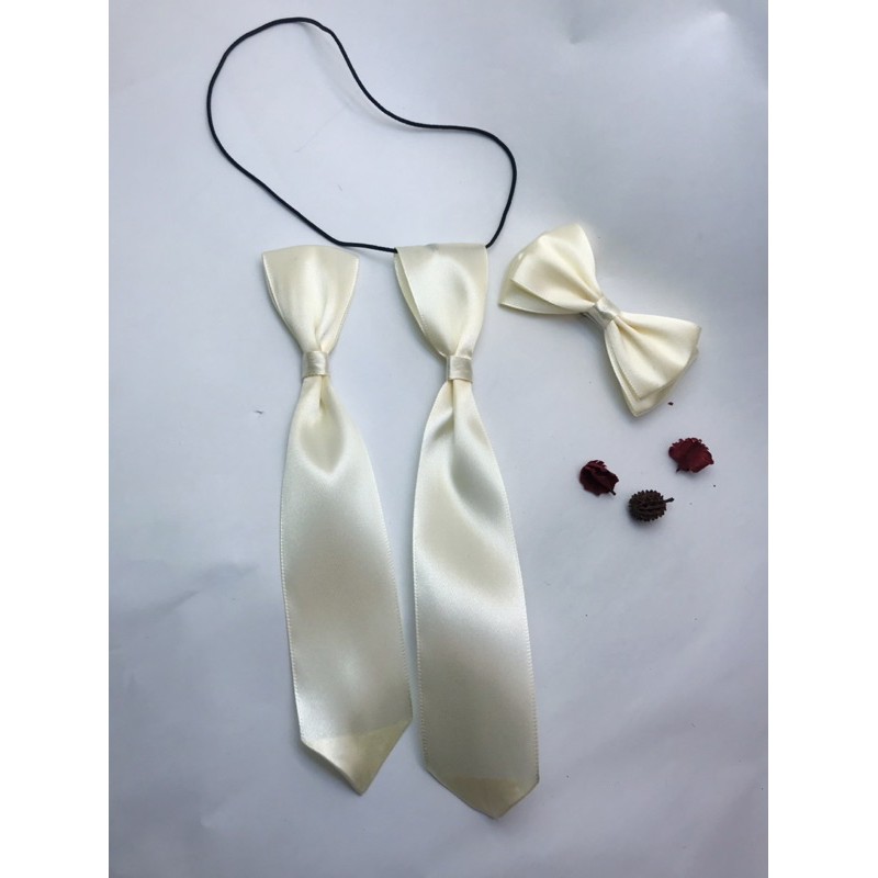 Set 2 canavat và nơ cài áo bé trai