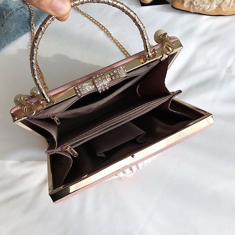 Túi xách đeo vai dạng hộp phối dây xích đính ngọc trai thời trang cho nữ