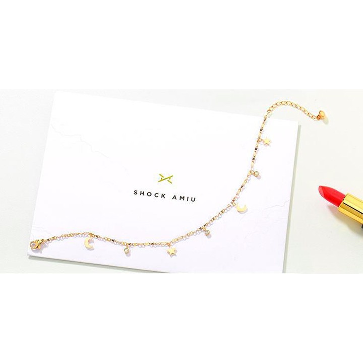 LẮC TAY TITAN TRĂNG SAO CÁCH ĐIỆU MÀU VÀNG TA133