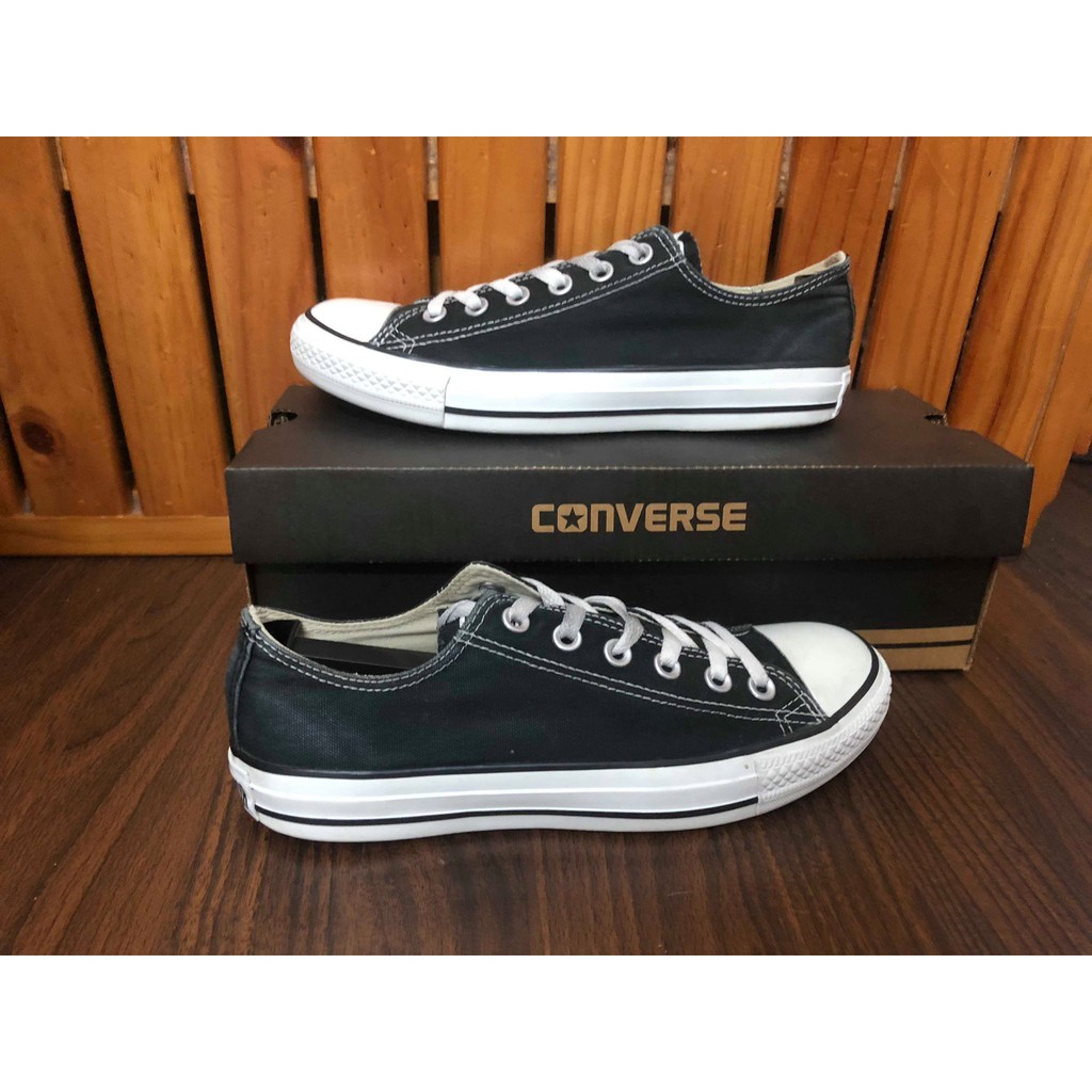 GIÀY SNEAKERS CONVERSE CỔ THẤP SIZE 39 FULL BOX MÀU ĐEN TRẮNG (REAL/2HAND)(CÓ BẢO HÀNH)