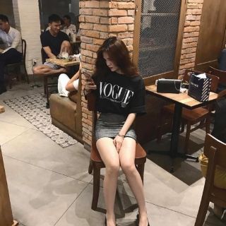 Áo thun Vogue Oversize