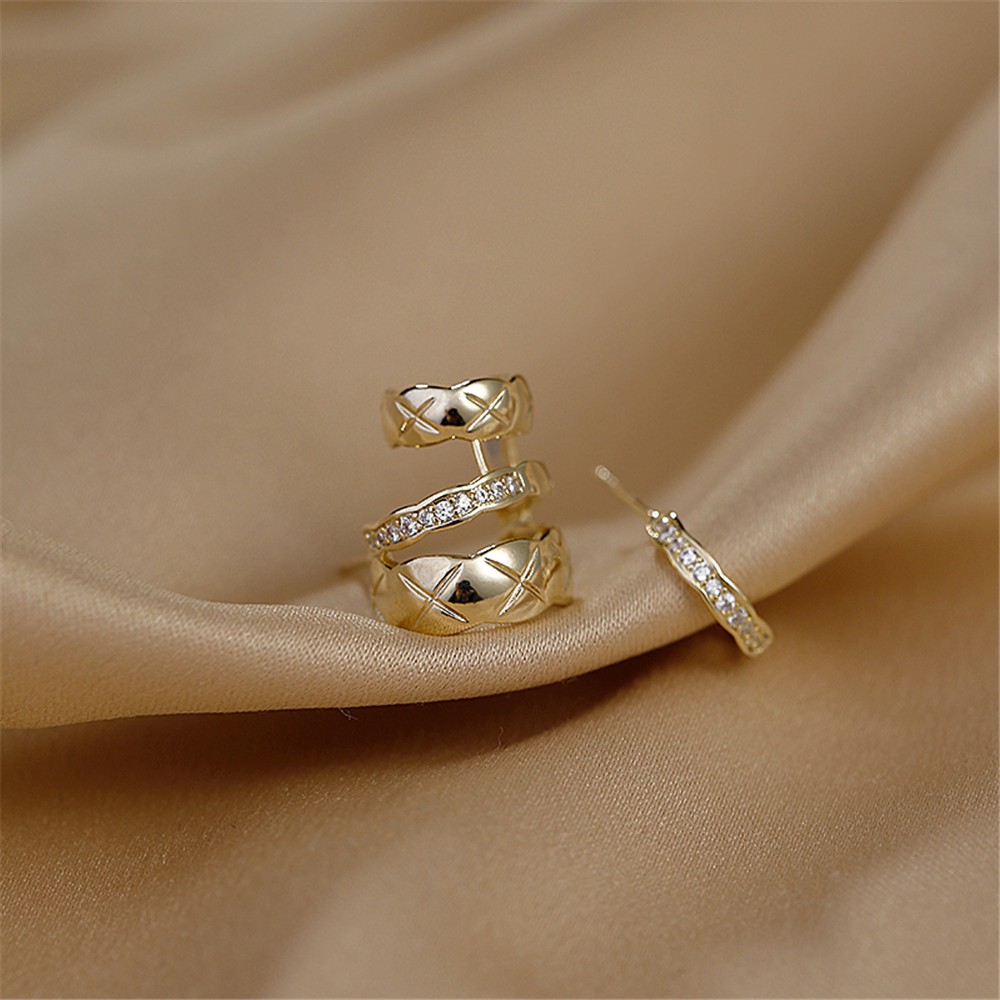 Hoa Tai Dáng Dài Thiết Kế Đơn Giản Phong Cách Hàn Quốc