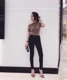 Quần jean nữ lưng cao siêu hot
