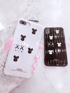 ỐP VALI BEAR BRICK NHÍ - CASE IPHONE