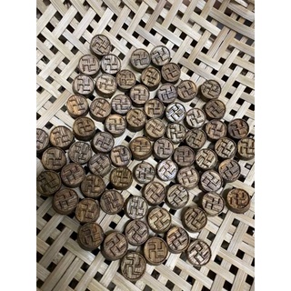 [Tặng dây]Charm Chữ Vạn Trầm Hương Tốc