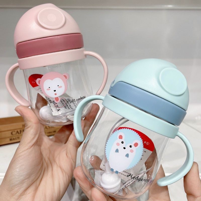 Bình Nước Có Van Chống Sặc, Tay Cầm Và Nắp An Toàn Vệ Sinh Cho Bé - Hàng Loại Tốt