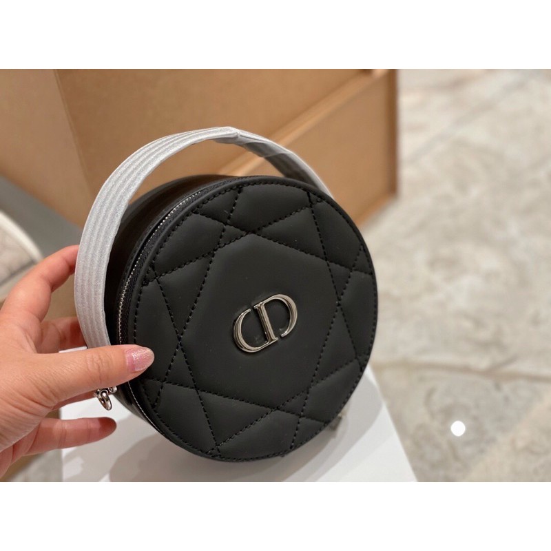 Túi xách nữ dáng tròn hộp bên trong có gương soi khoá kéo dior CD