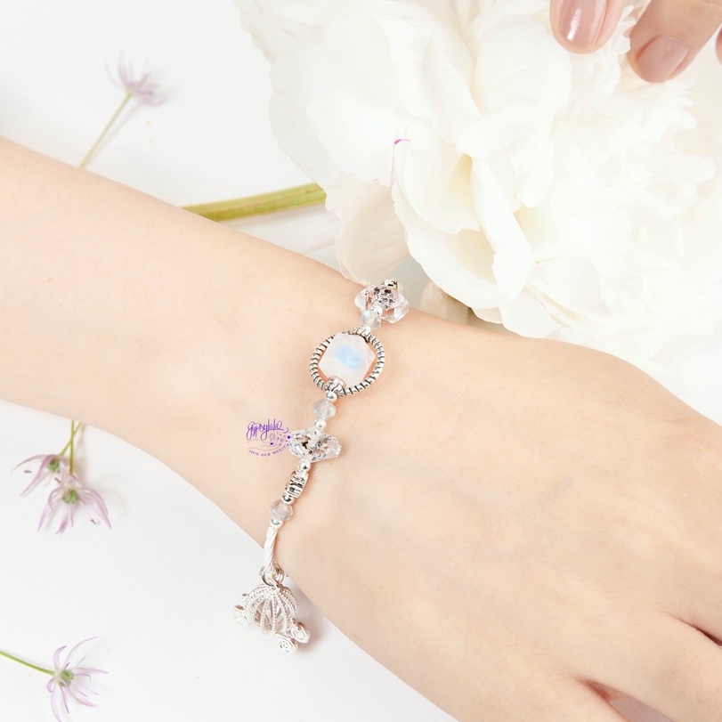Vòng Tay Đá Ánh Trăng Charm Thiên Thần SP004192 Gypsy.lala