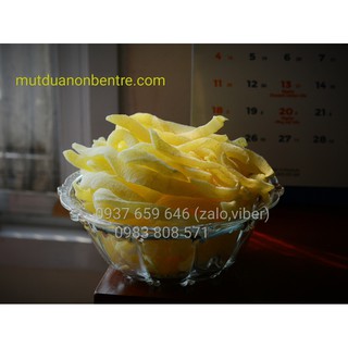 Mứt dừa non Bến Tre vị Sầu Riêng