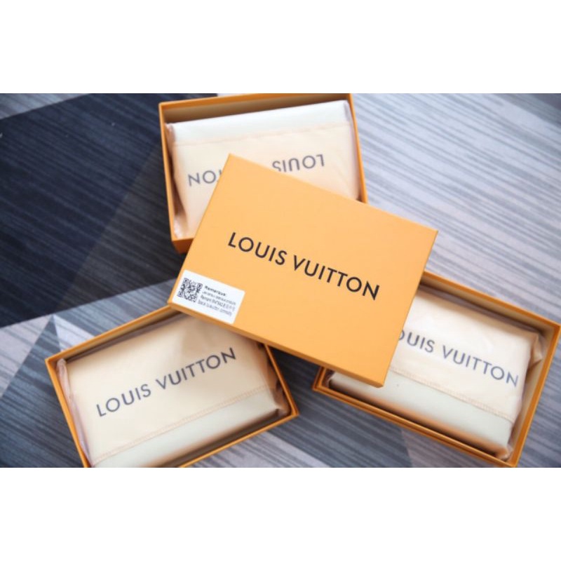 Clutch cầm tay LV sz17cm hàng đẹp chuẩn fullbox