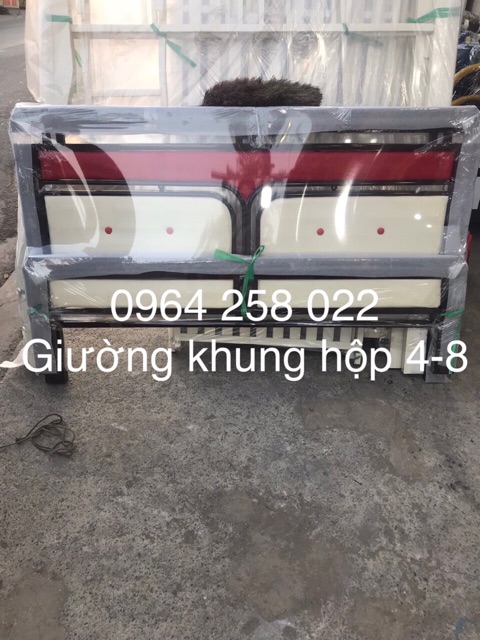 Giường sắt khung hộp 4-8 Sài gòn (hình chụp thật)