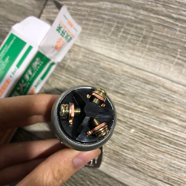 Sản phẩm gia đình làm: Combo 4 Khoá điện gát 3 chân JK423