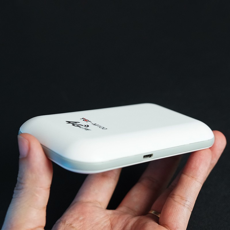 Bộ phát wifi di dộng từ sim 4G LTE M100 Bộ phát wifi 4G có màn hình LCD Pin 2400 Mah - Hỗ trợ vừa sử dụng vừa sạc | BigBuy360 - bigbuy360.vn