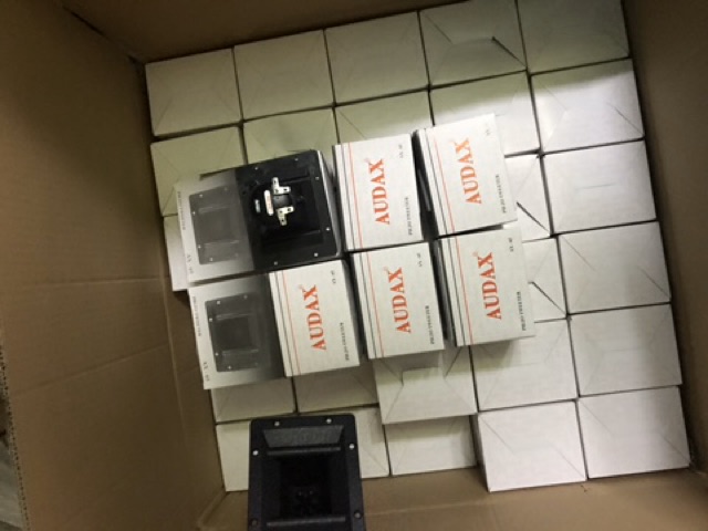 LOA NHÀ YẾN AX65 | BigBuy360 - bigbuy360.vn