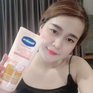 Sữa Dưỡng Thể Vaseline Perfect Serum 50X 320ml- HÀNG CHÍNH HÃNG CS36