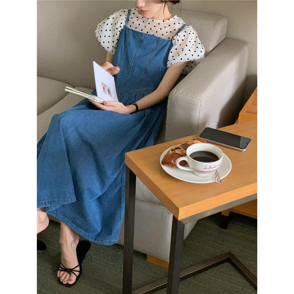 Bộ Áo Sơ Mi Chấm Bi Ngắn Tay Phối Chân Váy Yếm Denim 51489