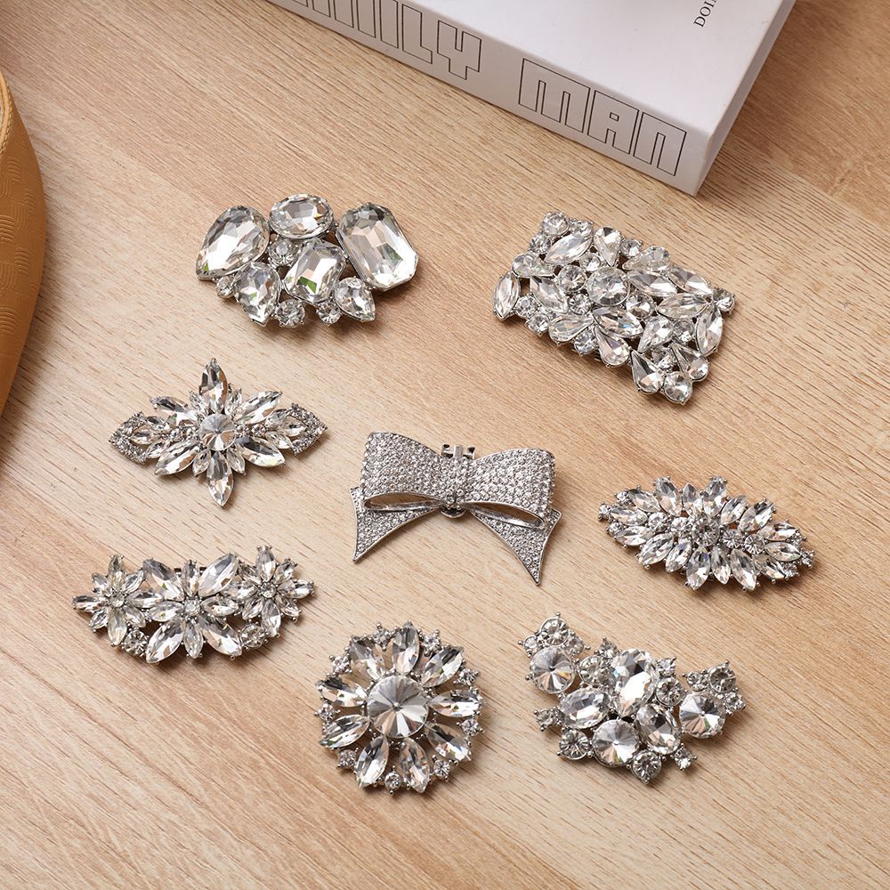 Kẹp đính đá lấp lánh thiết kế sang trọng dùng trang trí giày cao gót cô dâu