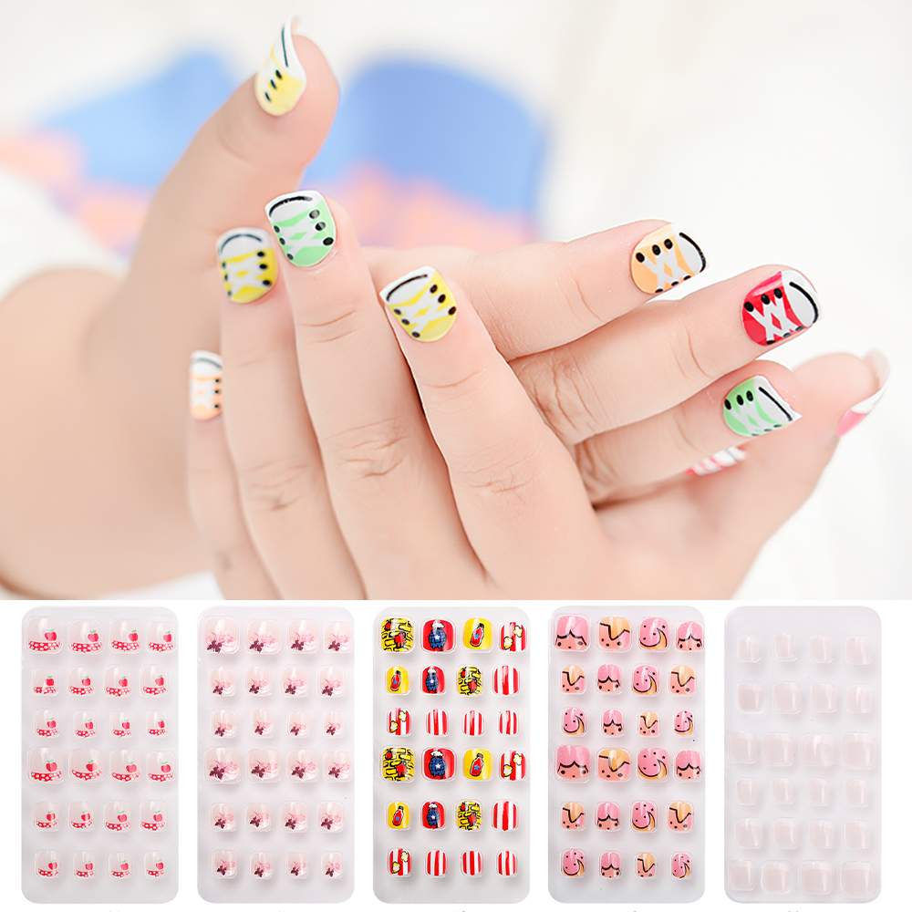 Bộ 24 móng tay giả acrylic họa tiết hoa xinh xắn thích hợp cho trẻ em