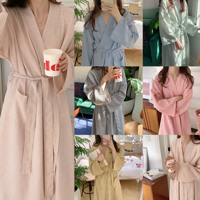 Áo Choàng Tắm Tay Dài Cổ Chữ V Có Túi Trước Họa Tiết Sọc Caro