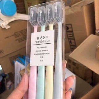 Set 4 bàn chải Muji lúa mạch than tre, sản phẩm thân thiện môi trường