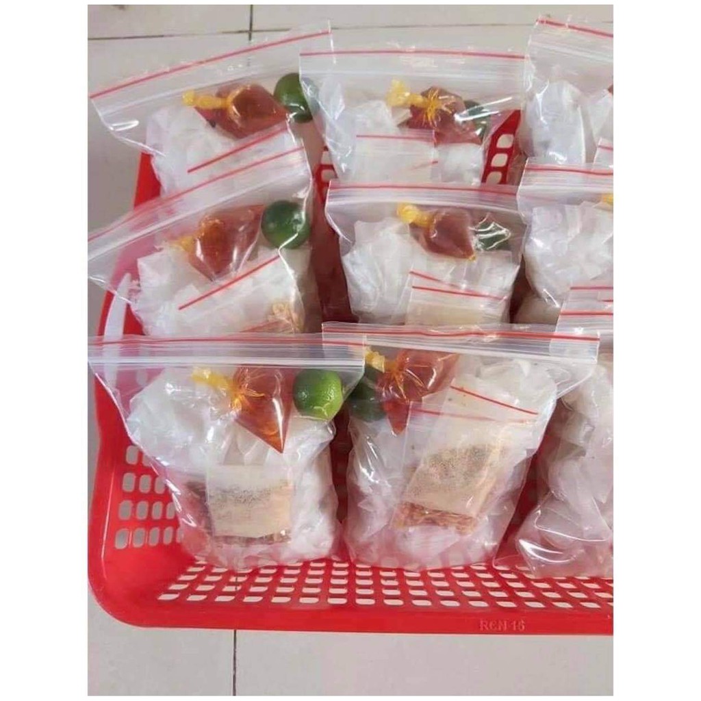 Bánh tráng mix sate hành phi muối nhuyễn tắc nhà làm