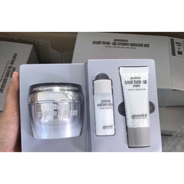Bộ dưỡng da ốc sên