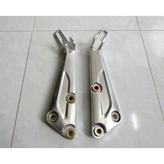 Gác chân sau dài , tặng kèm cao su và lon đền