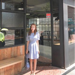 ĐẦM SỌC THẮT EO VẢI XỐP