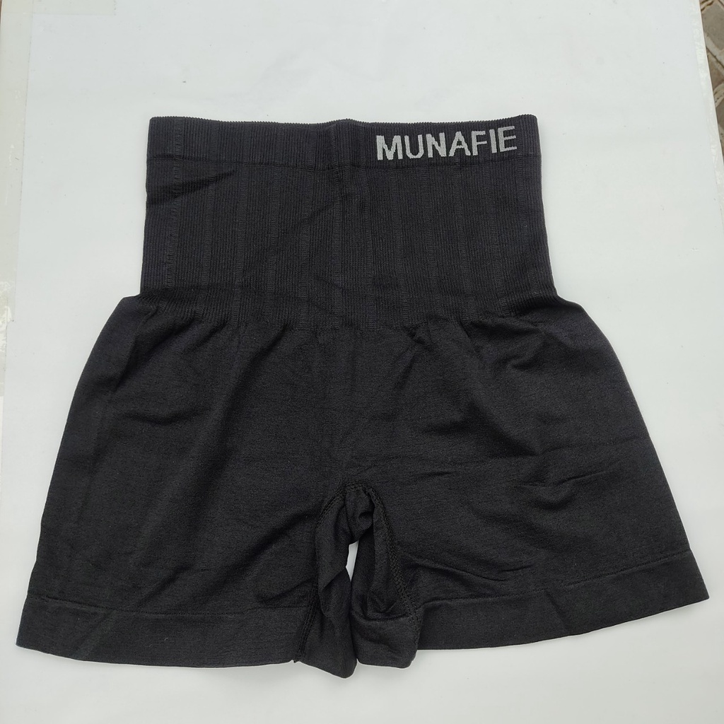 Quần mặc váy cạp cao gen bụng Munafie hàng đẹp