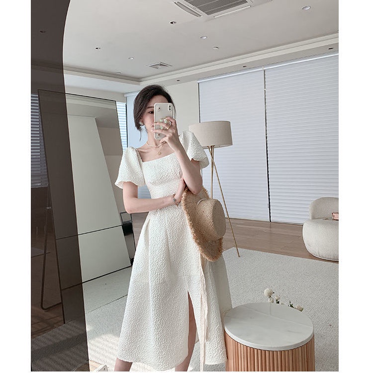 Đầm Lửng Tay Phồng Cổ Vuông Ôm Eo Phong Cách Hàn Quốc Mới 2022