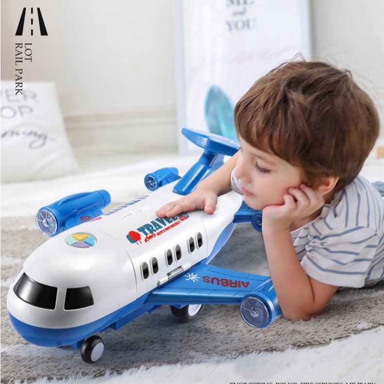 Máy bay vận tải đồ chơi
