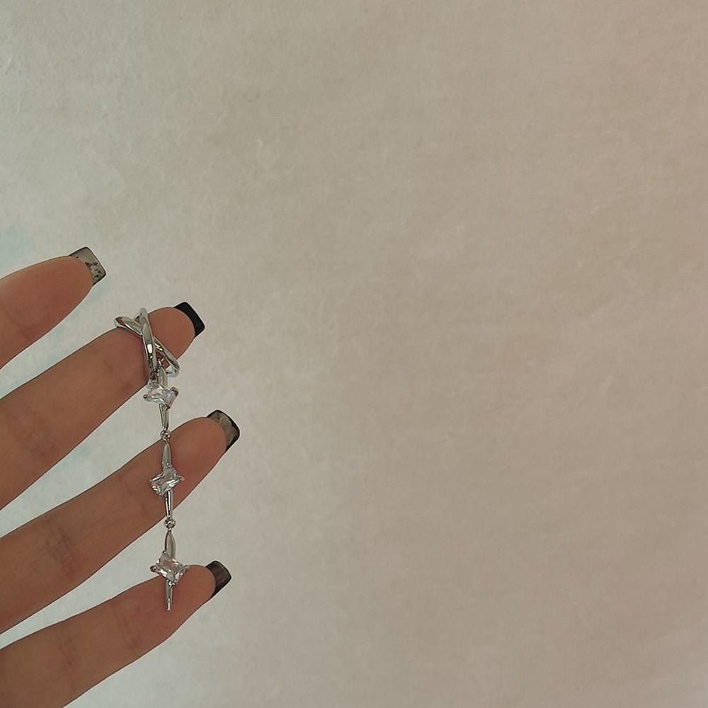 Khuyên Kẹp Vành Tai Không Cần Xỏ Lỗ Bằng Đồng Cá Tính Thanh Lịch Dành Cho Bạn Nữ