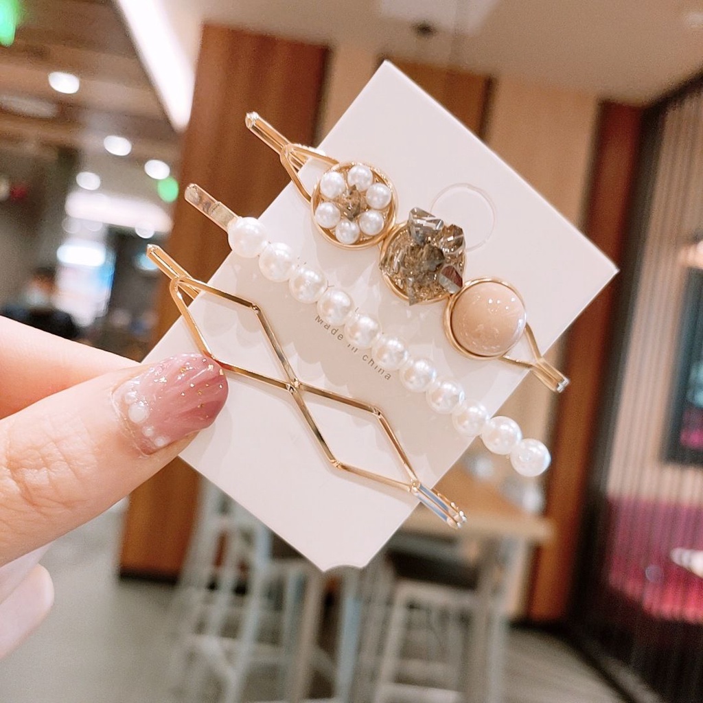 Set 3 kẹp tóc đính ngọc trai giả phong cách thời trang cho nữ