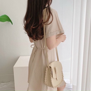 Đầm váy freesize kem nhạt thắt eo