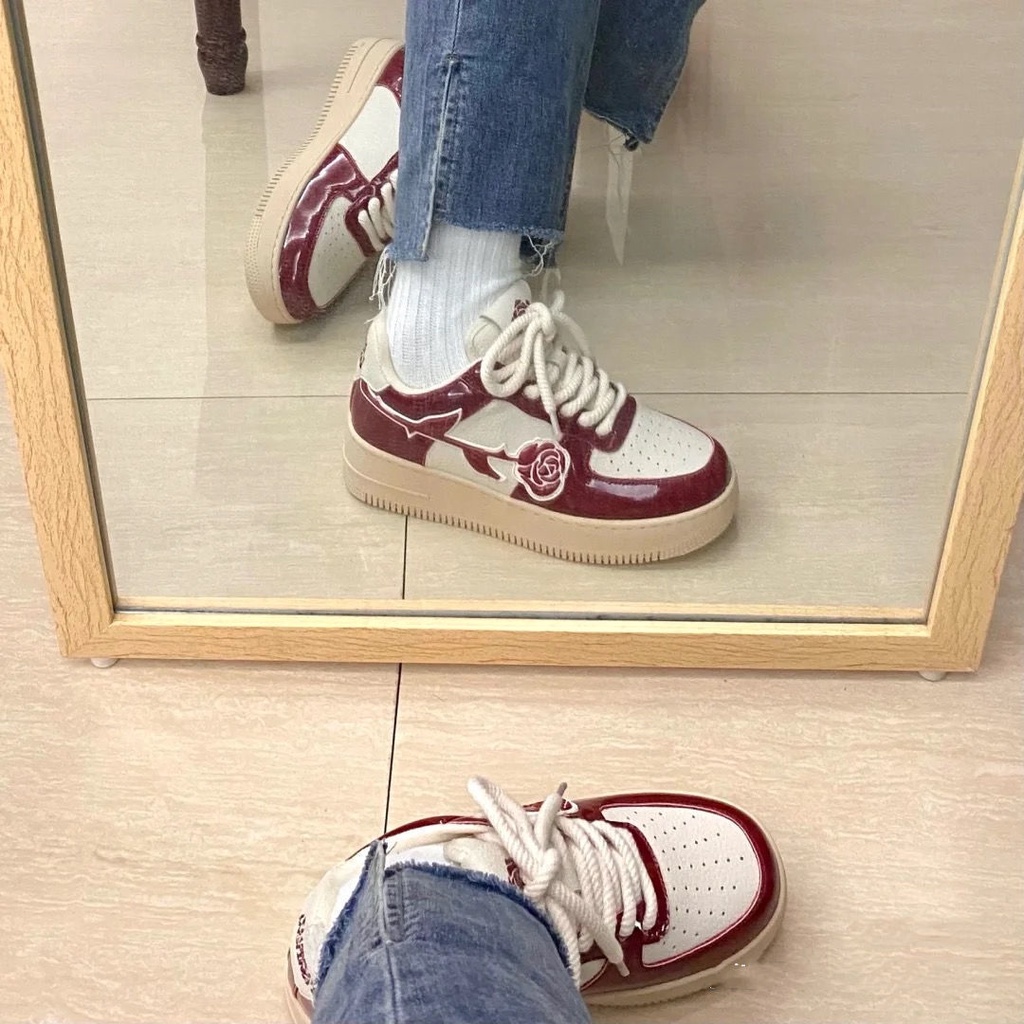 At First Sight Giày Hoa Hồng Đỏ Rượu Vang Chính Hãng Niche Thiết Kế Cảm Giác Không Va Chạm Phong Cách Đức Retro