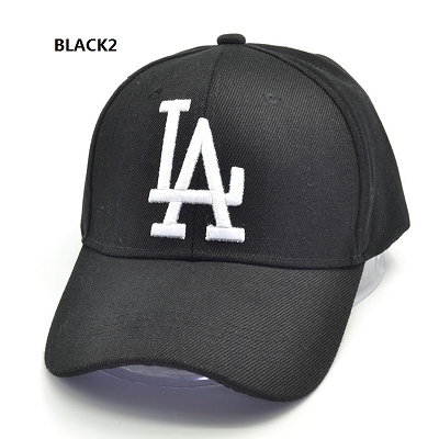 flowersqueen Mũ lưỡi trai màu đen thêu chữ La