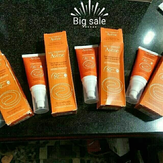 🇫🇷🇫[follow shop] kem chống nắng Avene cho da khô nhạy cảm 50ml🇫🇷🇫🇷🇫🇷