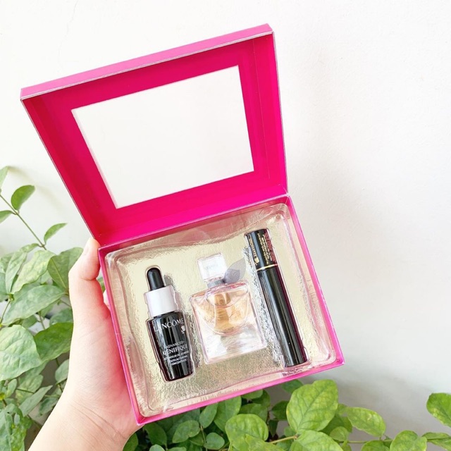 Set Lancome mini Mascara + Serum + Lavie est belle