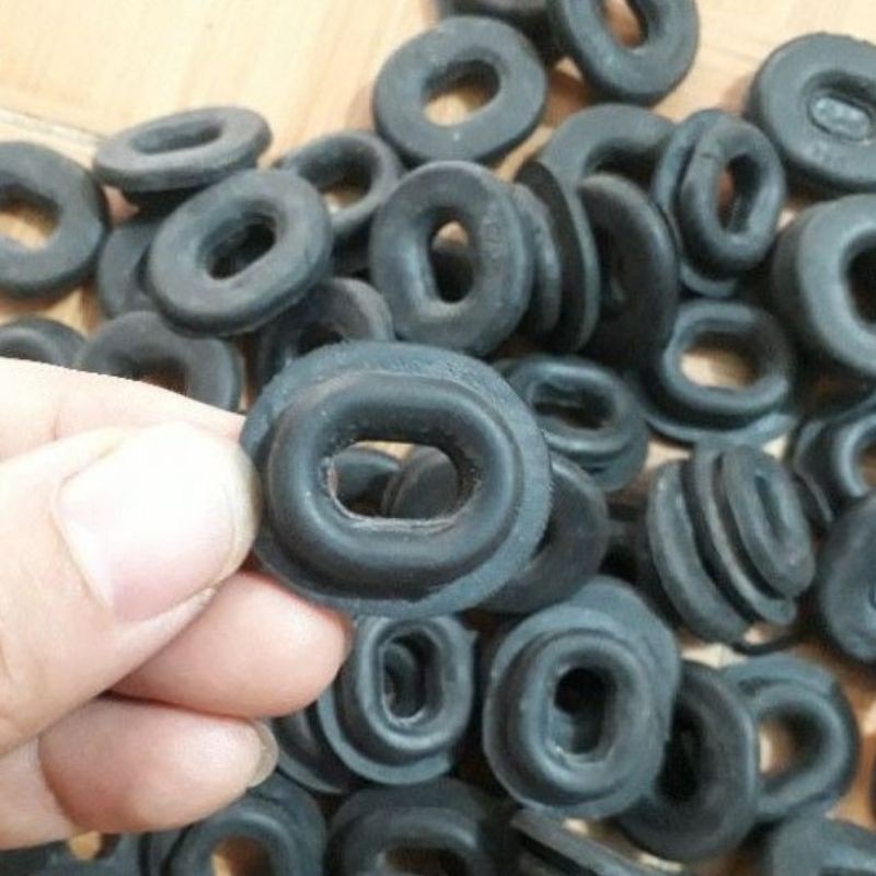 cao su đệm nhựa xe máy(giá 1 cái)