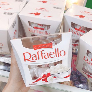 Socola phủ dừa Ferrero Raffaello (socola bọc dừa, socola trắng)