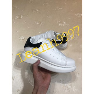 Giày thể thao sneaker trắng gót đen