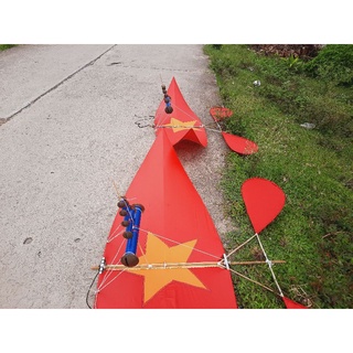 Diều 2m đỏ sao vàng  +Sáo 5 quả tặng dây gang tay